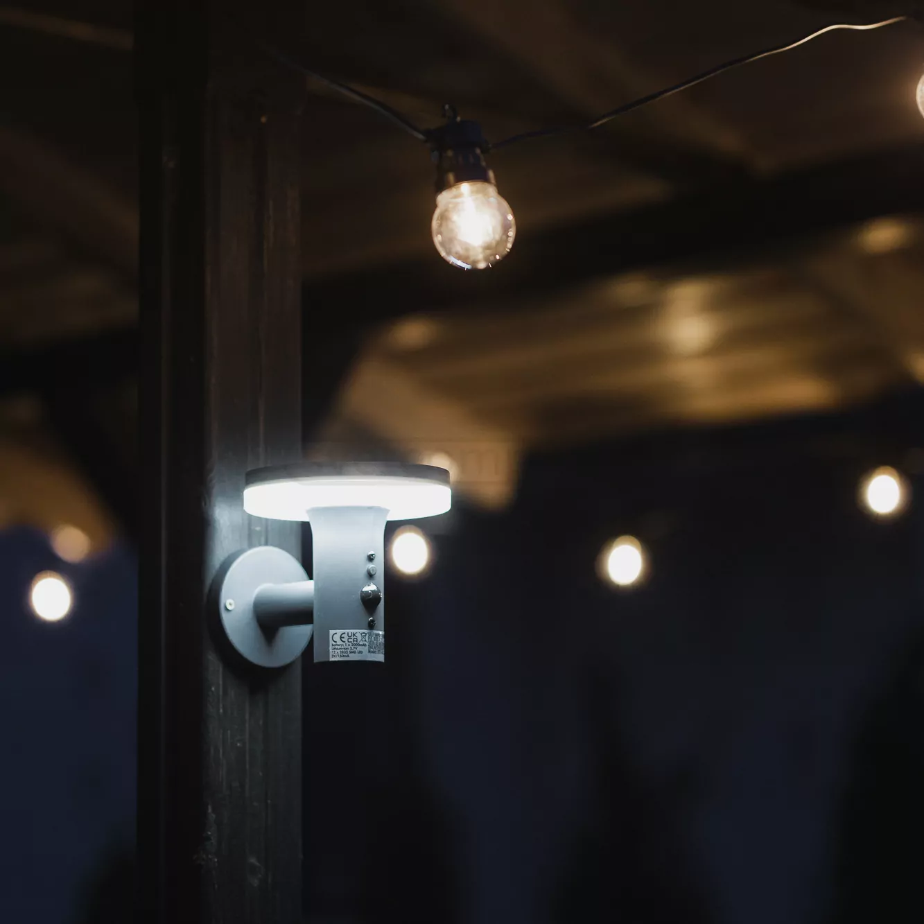 Світильник зовнішній на сонячній батареї Shell KO LED IP44 з датчиком руху