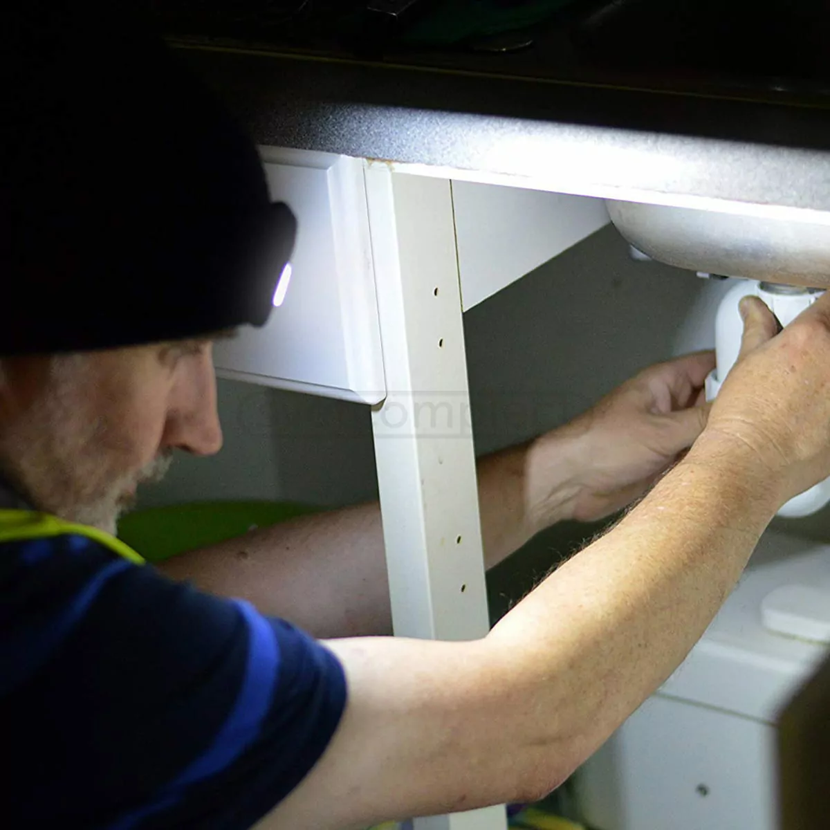 Шапка PLATINET LED 48LM Чорна