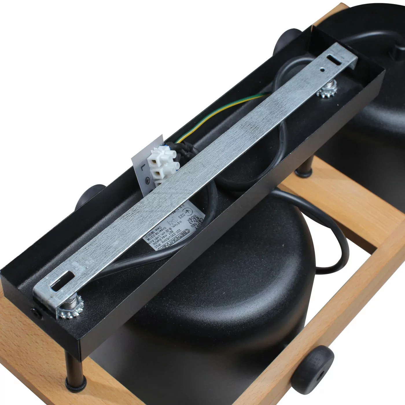 Світильник стельовий LOFT CRL 160 E27 3x40W WD/BK