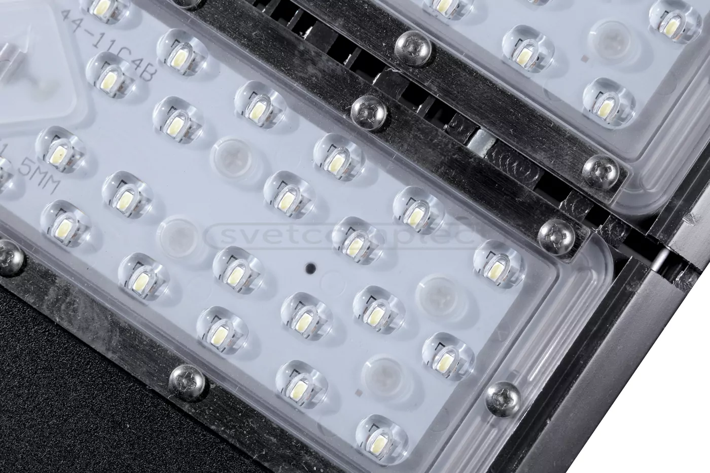 Світлодіодний вуличний світильник LED STL- W 210 210W 6500K